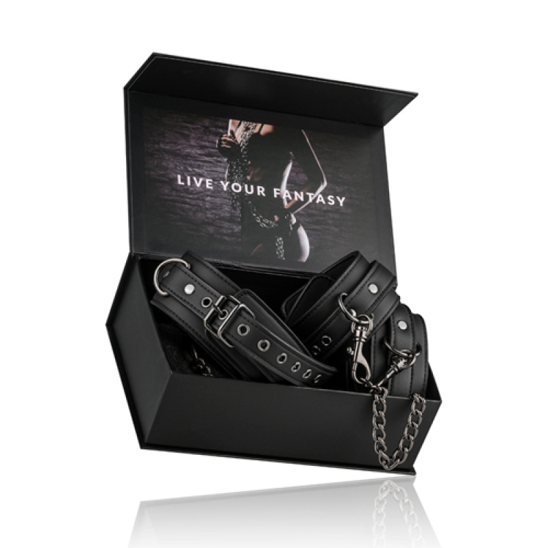 Нашийник з поножами EasyToys Leather Collar With Anklecuff чорний