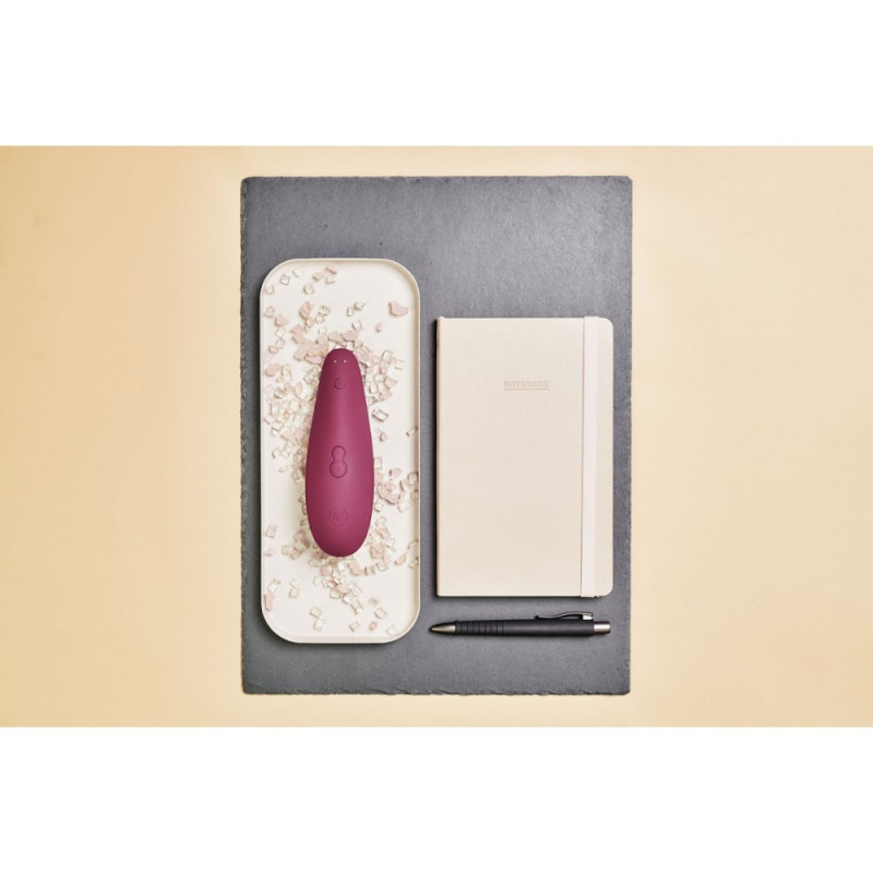 Вакуумний стимулятор клітора Womanizer Classic 2 Bordeaux