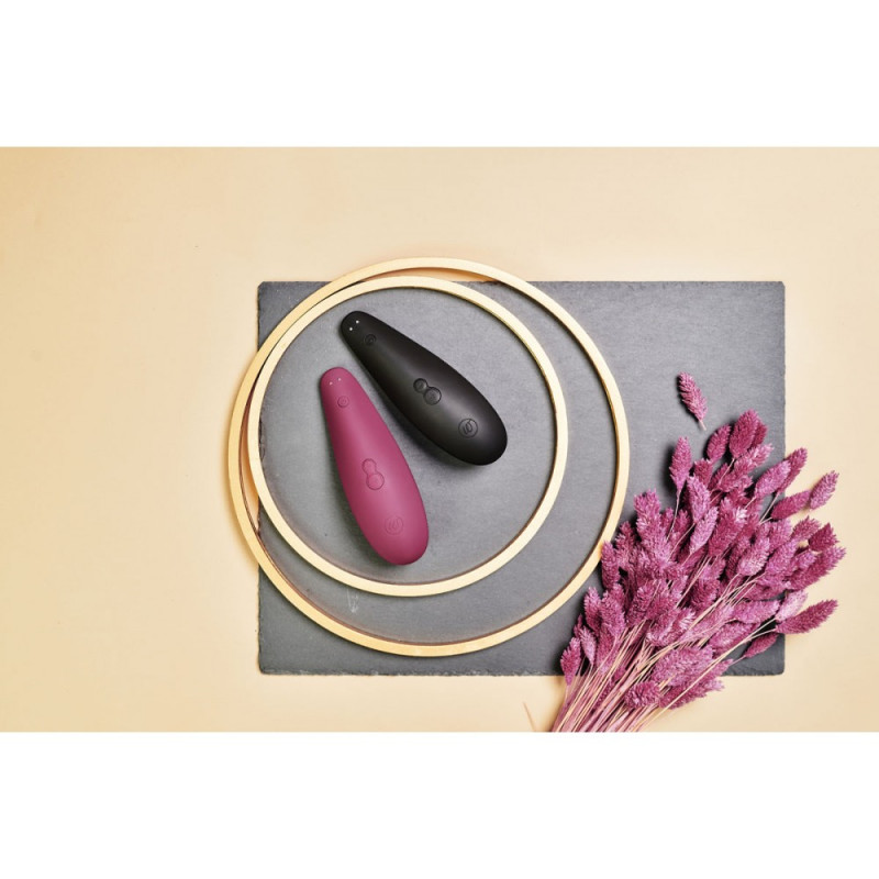 Вакуумний стимулятор клітора Womanizer Classic 2 Bordeaux